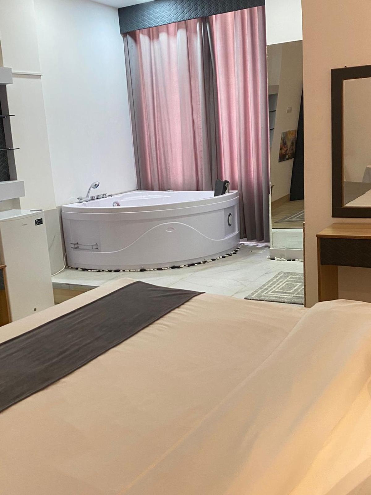 Al Hussam Hotel Apartments Rusayl Zewnętrze zdjęcie