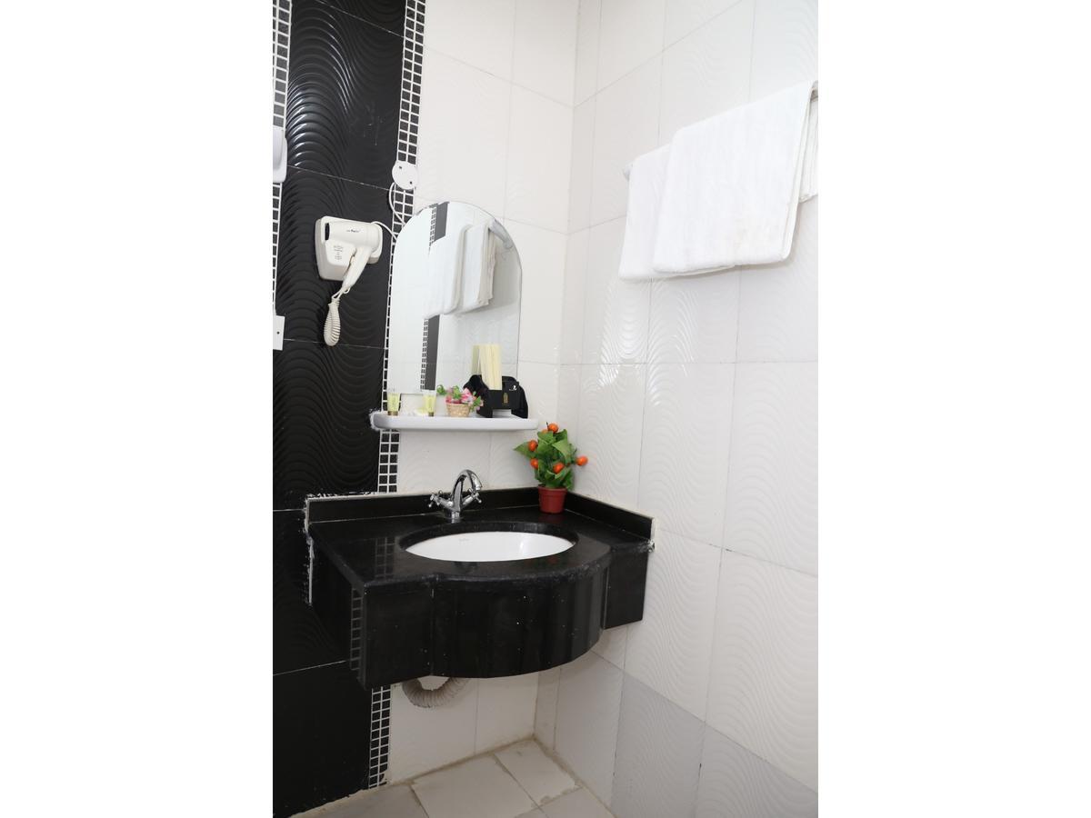 Al Hussam Hotel Apartments Rusayl Zewnętrze zdjęcie